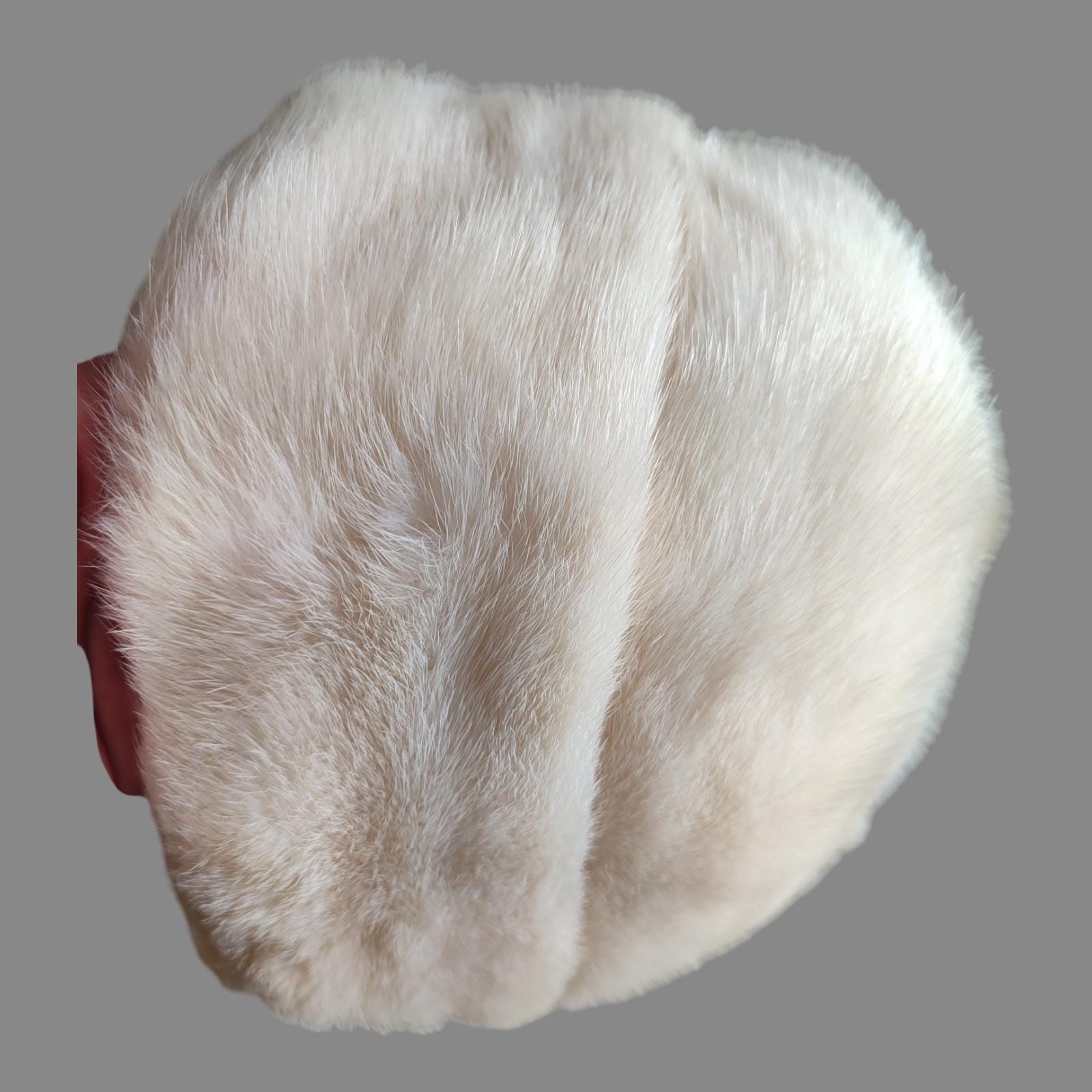 Vintage Parkridge exclusive white fur beaded hat! Rare find, great condition Vintage Fur Hat – The Curatorial Dept main image 2