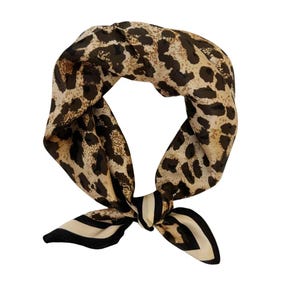 100% Mulberry Silk Scarf Classic Leopard Print Scarf Women Silk Bandana Neckerchief Head Scarf Elegant Timeless Silk Scarf