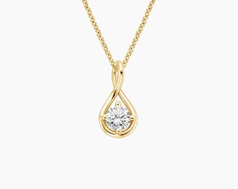 Colgante solitario de moissanita: joya de oro trenzado con diamantes.