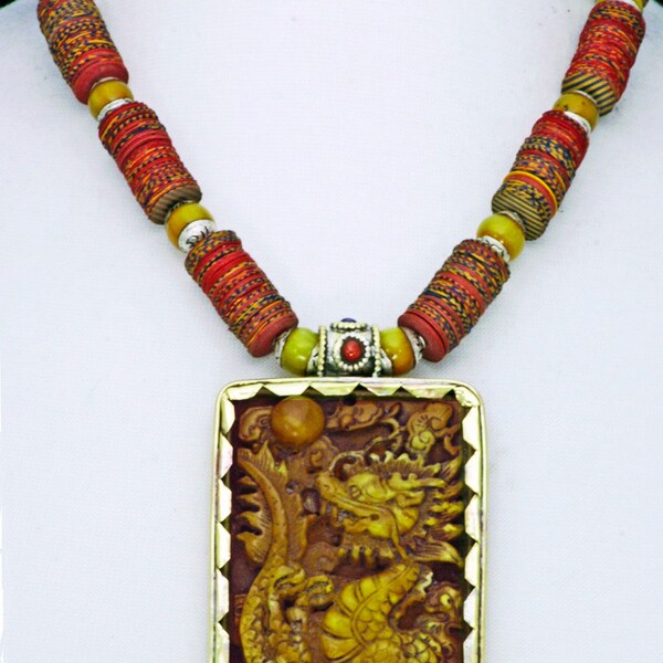 Tibetan Dragon & Flaming Pearl w/Vulcanite