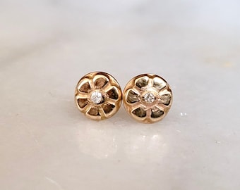 14k Gold And Diamond Flower Stud Earrings