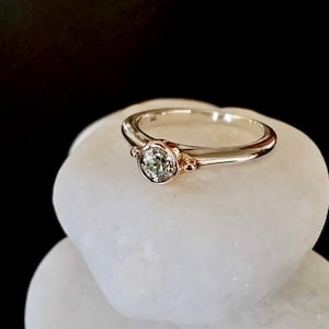 White Sapphire Solitaire Ring, 14k And Sterling Silver. Size 6