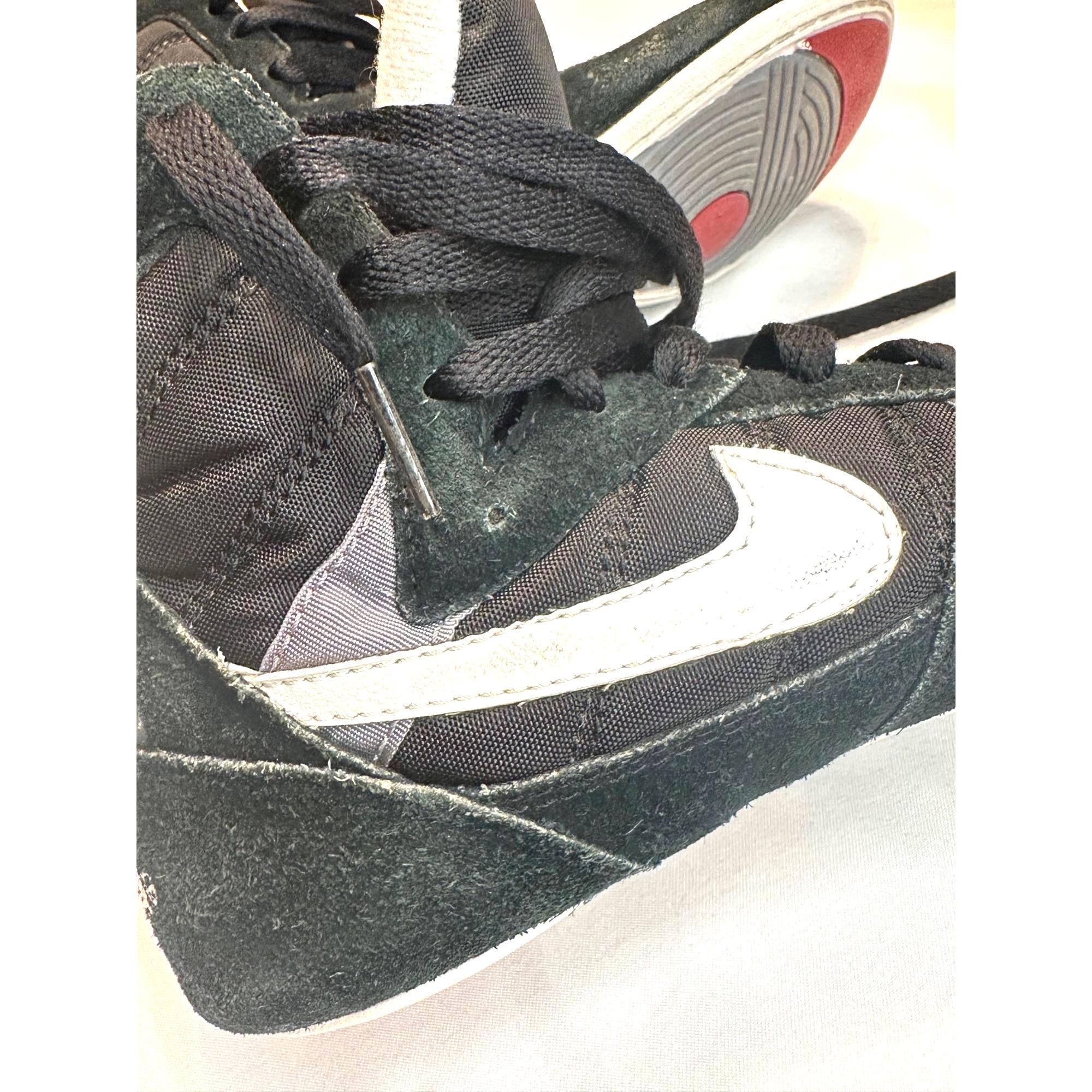 90s nike shoes with straps