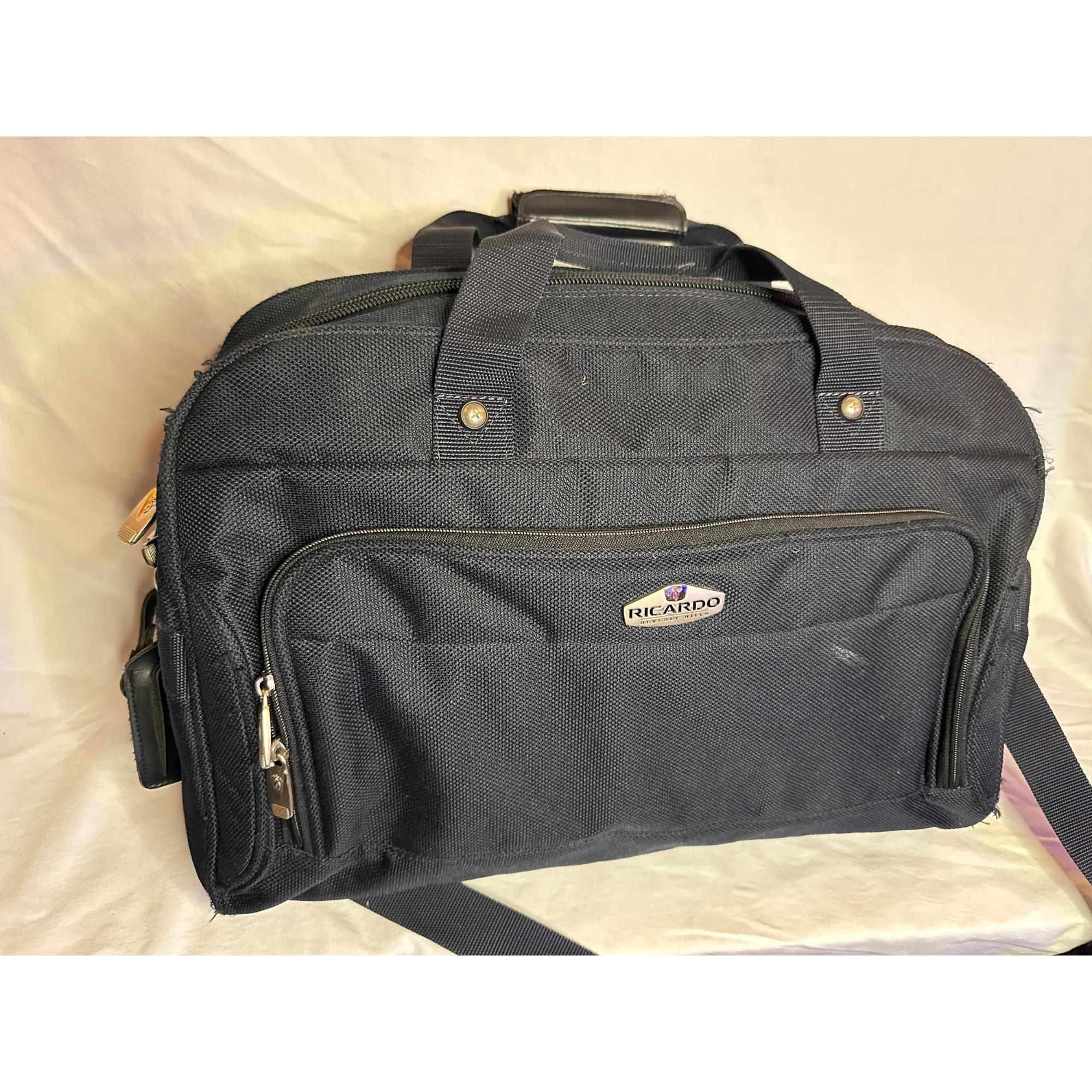 Ricardo Beverly Hills Travel Bag Big Sur Green Carry on Luggage 16 Soft Case