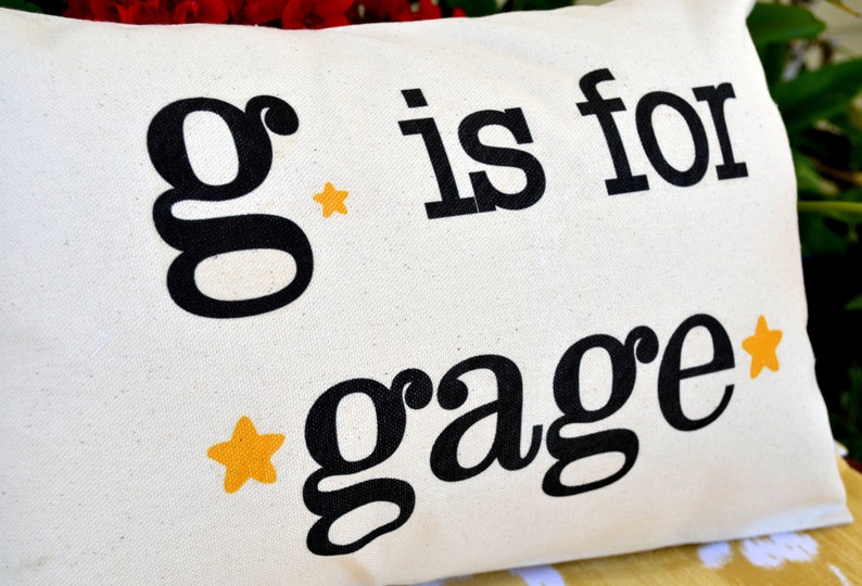 Personalized baby pillow, decorative pillow, stars, hearts, Newborn gift, baby boy pillow, kids name pillow, baby girl, new baby gage Cream with stars