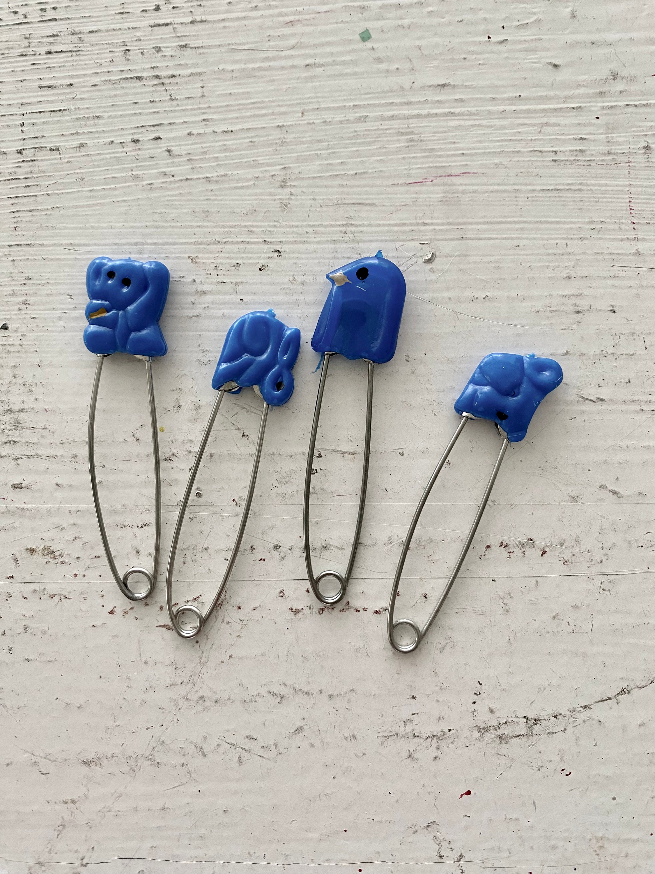 Pins / Blue Large Safety Pins 