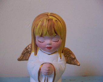 angel / sweet praying little angel figurine