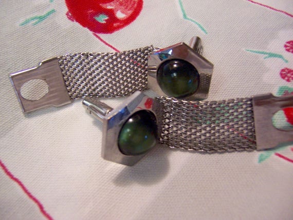 cuff links / silvertone vintage cuff links - image 1