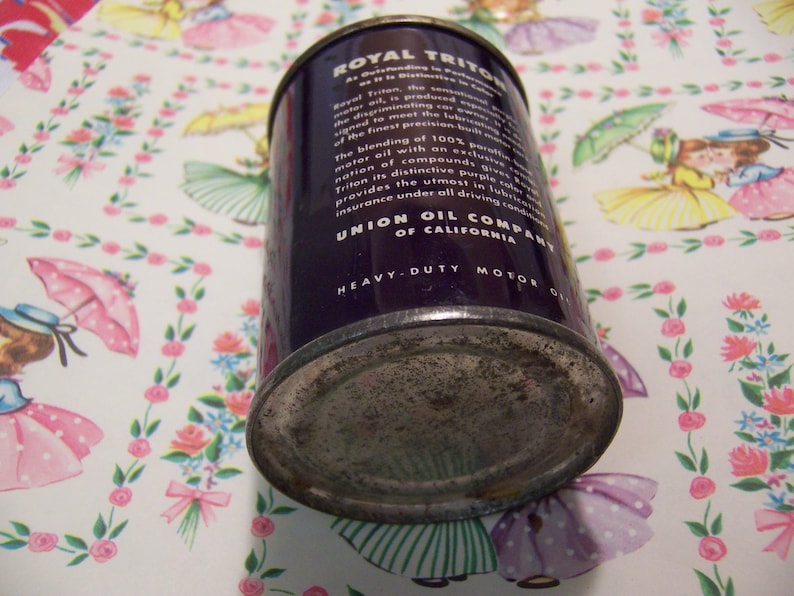 royal triton 76 tiny tin bank