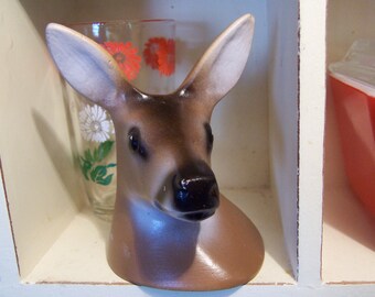 shaker / deer head shaker