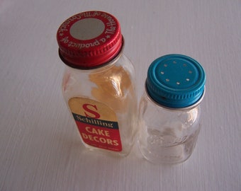 shaker / two vintage glass tiny jars