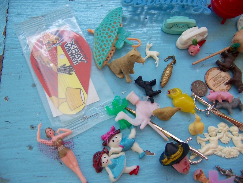 Variety lot of vintage novelties Etsy