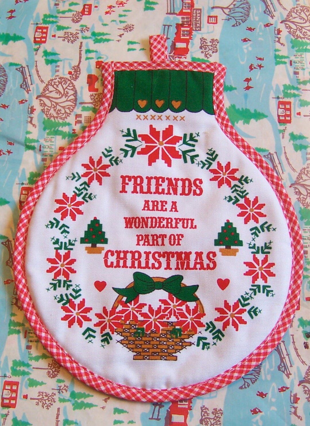 Pot Holder / Friends Part of Christmas Pot Holder Etsy