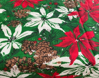 tablecloth / vintage red and white poinsettia