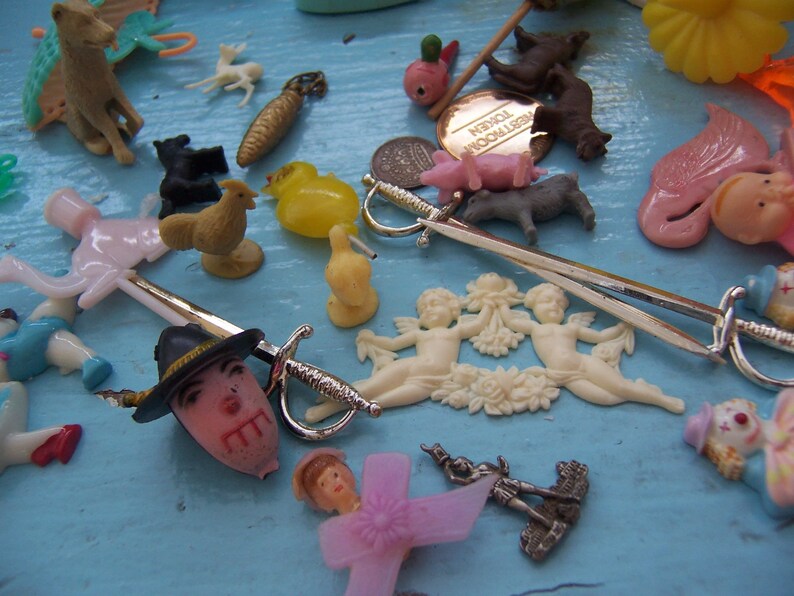 Variety lot of vintage novelties Etsy