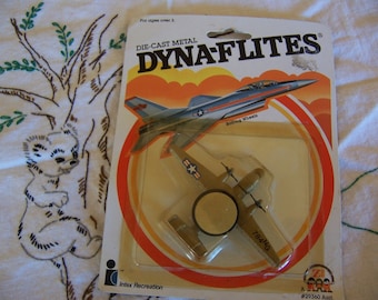 airplane / dyna flites metal airplane