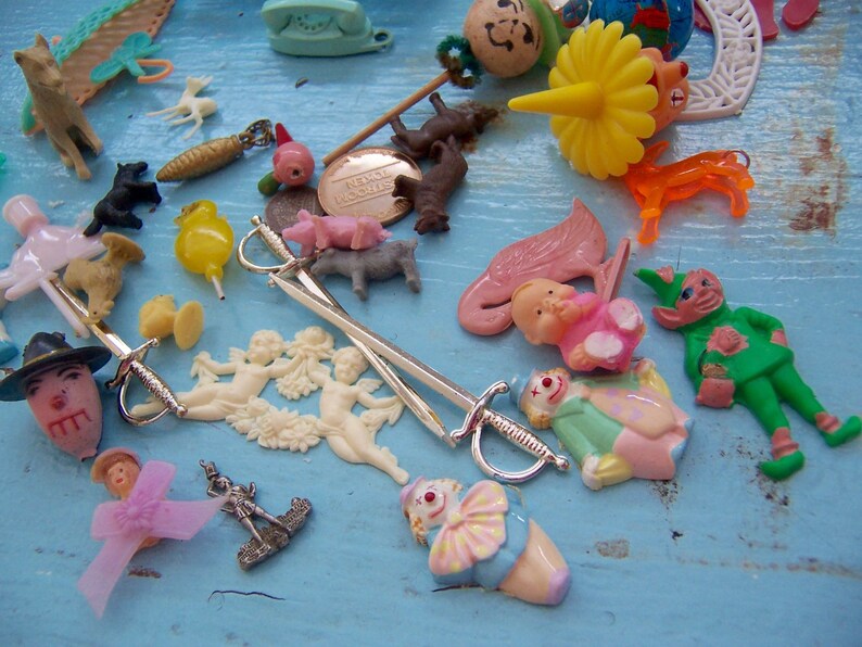 Variety lot of vintage novelties Etsy