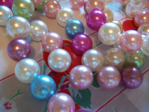 beads / pastel bead supply - image 1