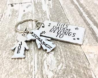 Engrave Keychain, this daddy belongs to, Personalized Keychain, Keychain for daddy grandpa papa Poppy pop, keychain for uncle, gift for dad