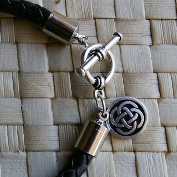 Celtic Knot Braided Leather bracelet