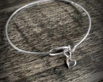 Heart bracelet, Charm bangle, sterling silver heart, gift for her, anniversary gift, gift for woman, bridesmaid gift, mothers day gift