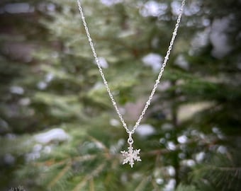 Snowflake necklace, winter jewelry, snow jewelry, snowflake, anniversary gift, silver necklace, mothers day gift, gift for her