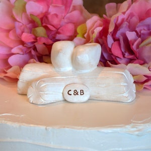 Custom initials wedding cake topper lovebirds dessert table decor wedding cake topper traditional birds doves / wedding anniversary gift