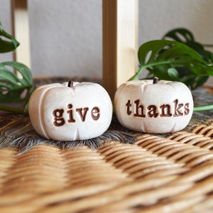 Thanksgiving give thanks pumpkins farmhouse rustic barn decor gift / vintage give thanks present / Hostess gifts / Fall Autumn decorations image 7