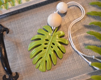 Car charm / Essential oil diffuser for your ride / Rear view mirror decor / Green Monstera leaf  / FREE SHIPPING!