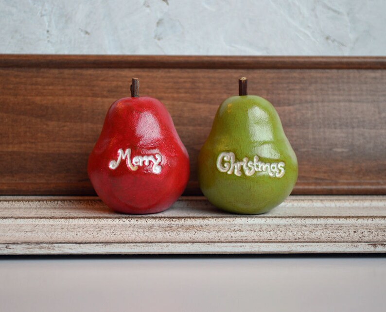 Set of 2 vintage style red and green Merry Christmas pears / tabletop or shelf Holiday decor / Hostess gift image 4