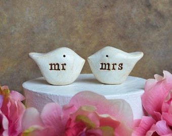 mr mrs wedding cake topper love birds / bride groom / vintage white clay love birds cake decor