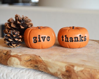 Thanksgiving rustic orange give thanks pumpkins farmhouse barn decor gift / vintage shabby chic look Hostess gifts / Fall Autumn decorations