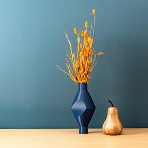 Minimalistic vase | Decorative 3D Printed Vase