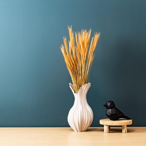 Contemporary Sustainable Vase | Unique 3D Printed Art Piece