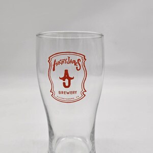 Cervejaria Angry James Silverthorne, Co Copo de Cerveja