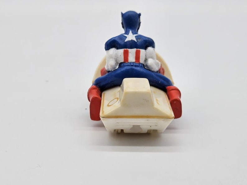 Vintage 1990 Captain America Marvel Action Figure On Jet ski Vehicle image 4