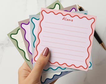 Blocs de notas con borde ondulado personalizado: Bloc de notas personalizado, regalos para profesores.