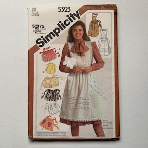 Einfachheit 5323 Schürzen Schnittmuster UNCUT 8 Styles Halbe Schürze Volle Latz Schürze Taschen Bindebändern One Size