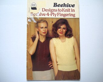 DESIGNS TO KNIT Pattern booklet Patons Beehive 429 Unisex Adult Children Vests Shells Tops Cardigans Sweaters Pullovers Jumpers Cable Trim