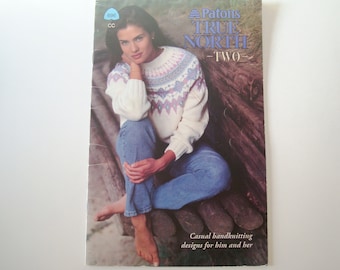 TRUE NORTH Two Knitting PATTERN livret 696 Patons Beehive Hommes Femmes Charted Patterns Sweater Cardigan Pullover Jumper Fair Isle Cables