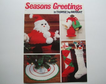 SEASONS GREETINGS Knit & Crochet Christmas Patterns Bernat 260 Santa Claus Tree Skirt Stockings Slippers Candy Cane Door Stopper Oven Mitt