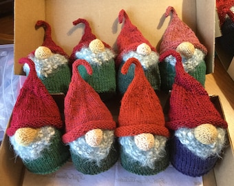 Patrón de tejido en pdf para "Gnomos Gnallaah" PATRÓN Descarga instantánea Gnomo de casa Tomte escandinavo Nisse nórdico Decoración rústica del hogar Bosque