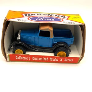 Vintage TootsieToy Ford Collectors Customized Model A Series Truck 1974 Diecast Metal #3025 NOS