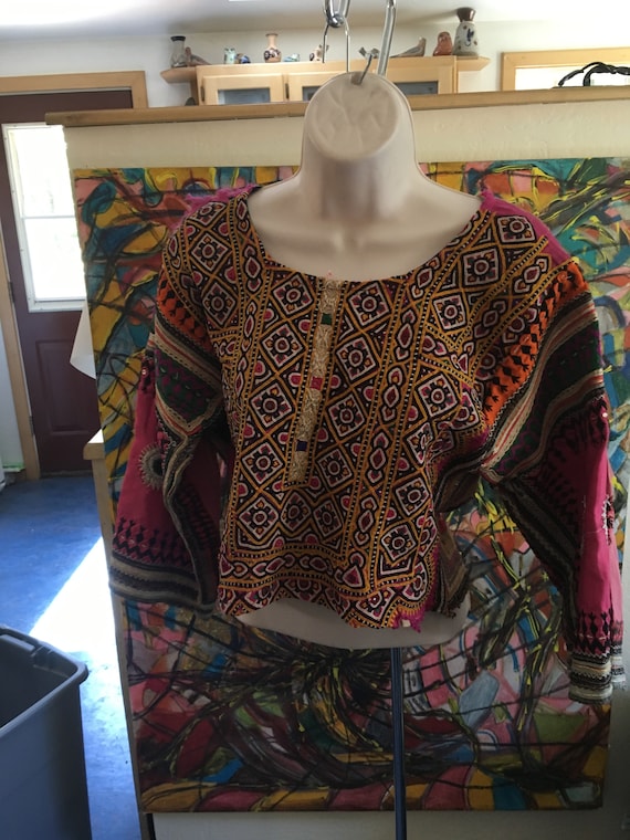 Funky Embroidered Crop Top Sweater