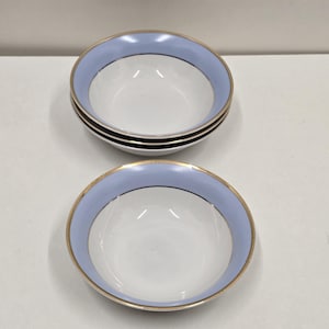 Vintage Royal Doulton Bruce Oldfield Blue Gilt Pattern Set of 4 Soup Bowls 6 7/8 inches
