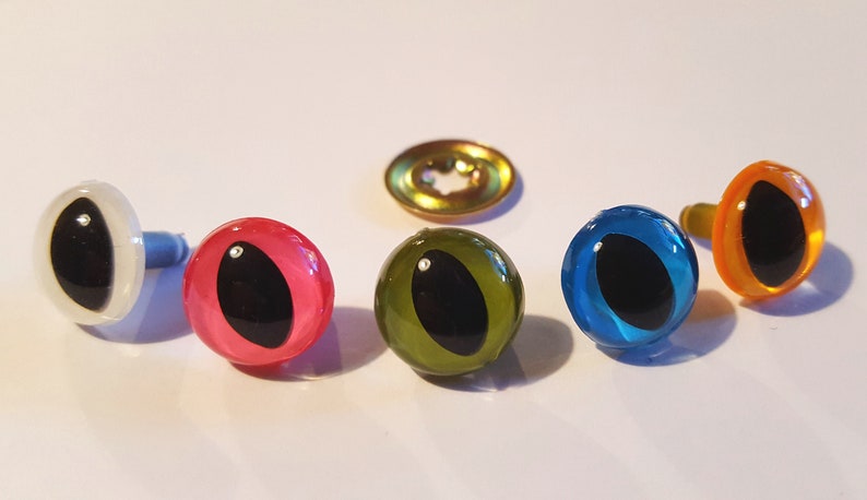 10 pairs 12 mm cat eyes image 1