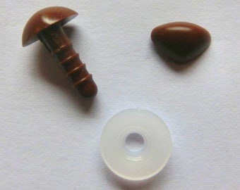 Triângulo nasal marrom de 15 mm