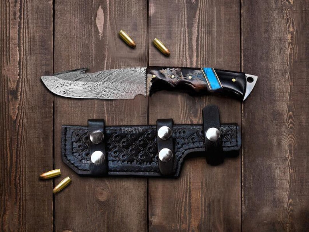 Handmade Damascus Hunting Knife with Rosewood & Olivewood main image 0