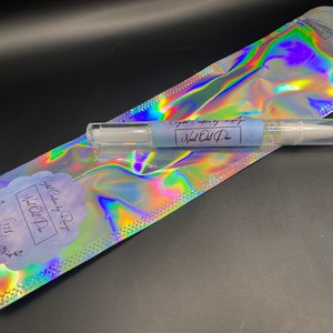 Moisturizing nail/cuticle oil pen