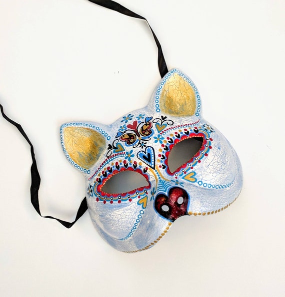 White Cat: Hand painted plastic cat mask Cat face Masquerade mask